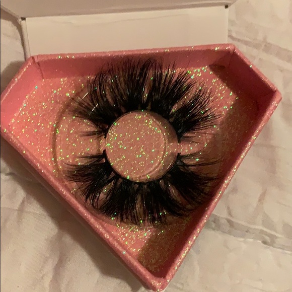 Style - kisses - Picture 1 of 2